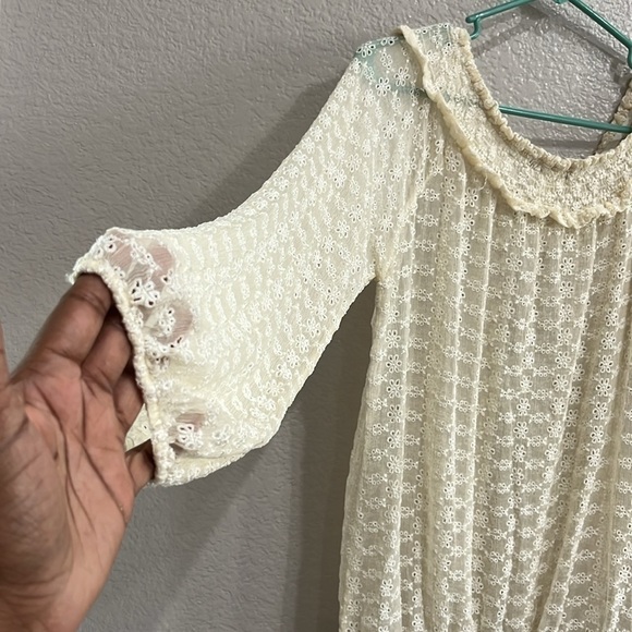 Vintage Trinity Ivory Silk Long Sleeve Eyelet Blouse Size Medium Boho - Picture 8 of 8